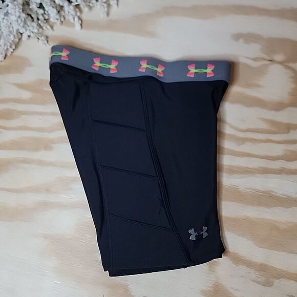 Under Armour Lightly Padded Compression Shorts - Picture 1 of 7